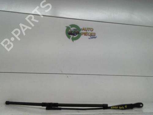 Used Front windshield wiper arm PEUGEOT 207 (WA_, WC_) 1.6 HDi (90 hp) 32999069