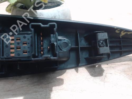 Used Left rear window switch NISSAN NOTE (E11, NE11) 1.5 dCi (103 hp) 25385515