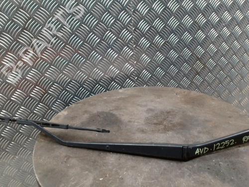 Used Front windshield wiper arm Front windshield wiper arm TOYOTA RAV 4 II (_A2_) 2.0 D 4WD (CLA20_, CLA21_, CLA20R, CLA21R) (116 hp) 33735967 33735967