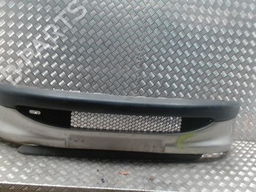 Used Front bumper PEUGEOT 206 Hatchback (2A/C) 1.4 i (75 hp) 32502919