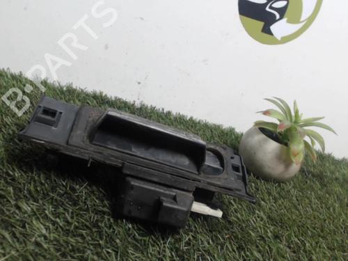 Udvendigt håndtag PEUGEOT 206 Hatchback (2A/C) 1.4 i (75 hp) 25413033