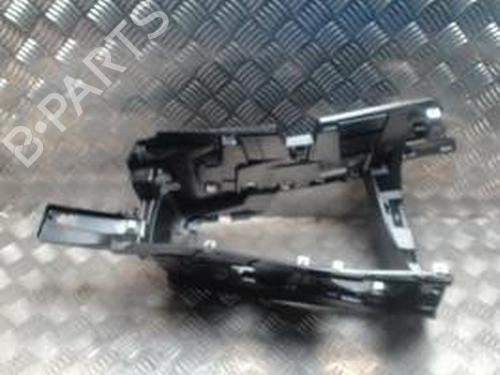 Used Middle console RENAULT CLIO V (B7_) 1.5 Blue dCi 85 (B7AG) (86 hp) 30502247