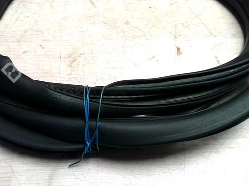 rubber-door-seal-peugeot-207-wa_-wc_-2006-2007-2008-2009-2010-2011-2012-2013-2014-2015-25422553 main image