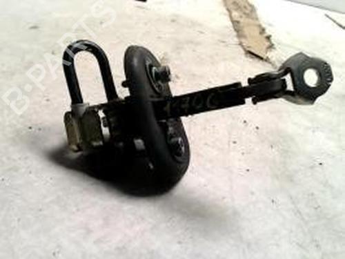 Used Hinge/Door check strap FIAT GRANDE PUNTO (199_) 1.3 D Multijet (199.AXD11, 199.AXD1A, 199.AXD1B,... (90 hp) 26679283