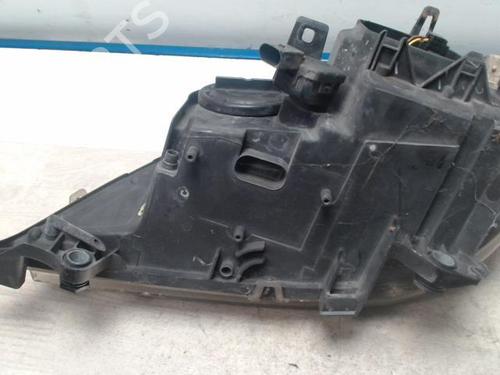 Right headlight CITROËN C5 I (DC_) 2.2 HDi (DC4HXB, DC4HXE) | BP28091896C29 