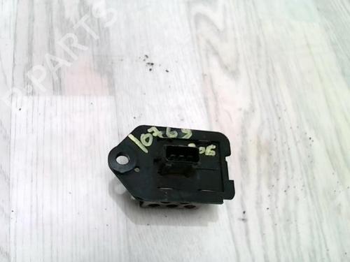 Used Heater resistor PEUGEOT 206 Hatchback (2A/C) 1.4 HDi eco 70 (68 hp) 27673811