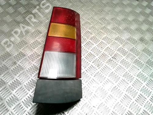 Used Right taillight Right taillight RENAULT SUPER 5 (B/C40_) 1.1 (B/C/401, B/C40H) (45 hp) 33270267 33270267