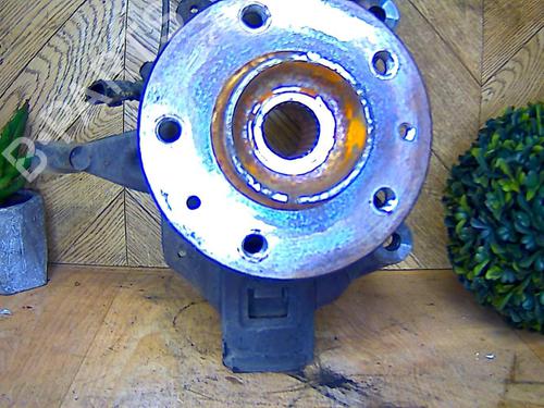 Used Right front steering knuckle RENAULT SCÉNIC III (JZ0/1_) 1.4 16V (JZ0F, JZ1V) (131 hp) 25384023