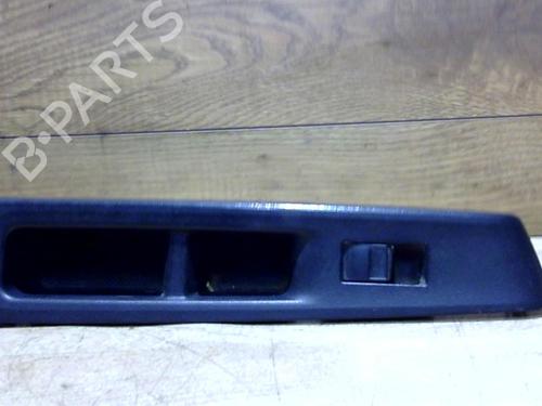 Used Switch TOYOTA YARIS (_P13_) 1.4 D (NLP130_, NLP130) (90 hp) 25402035