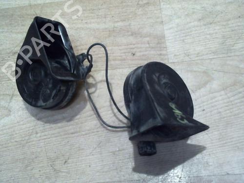 Used Horn RENAULT ESPACE IV (JK0/1_) 2.2 dCi (JK0H) (150 hp) 25414629