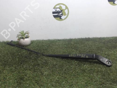 Used Front windshield wiper arm Front windshield wiper arm 33245342 33245342