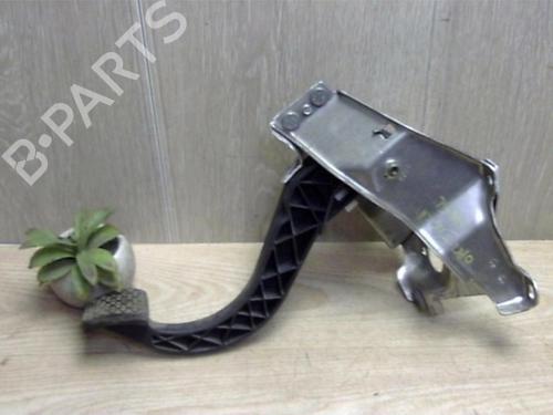 koblingspedal OPEL TIGRA TwinTop (X04) 1.4 (R97) (90 hp) 25409307