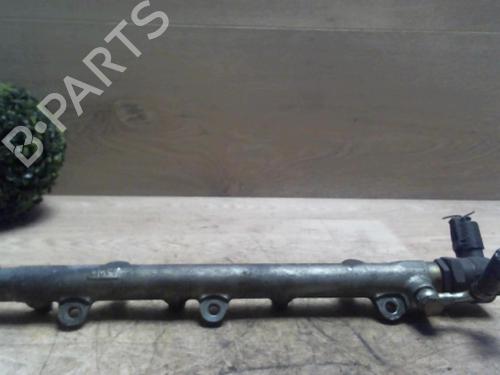 Used Injection rail BMW 3 Touring (E46) 320 d (136 hp) 29231115