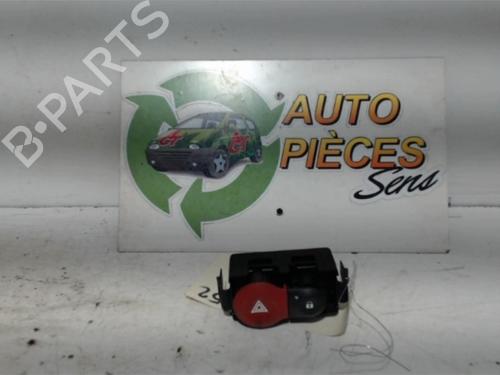 Used Warning switch RENAULT CLIO III (BR0/1, CR0/1) 1.5 dCi (BR17, CR17) (86 hp) 25398966