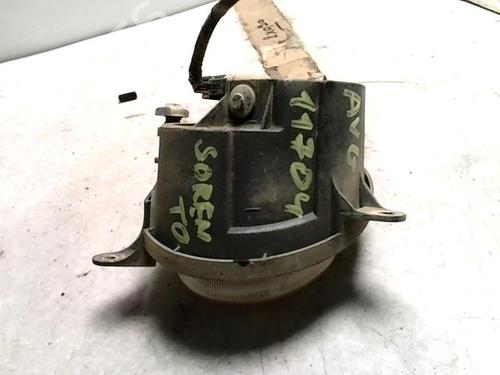 Used Left front fog light KIA SORENTO I (JC) 2.5 CRDi 4WD (140 hp) 26679276