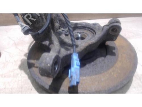 Left front steering knuckle CITROËN C2 (JM_) 1.4 HDi | BP25384057M25