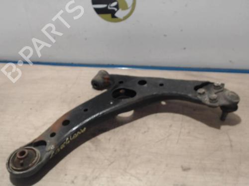 Querlenker links vorne für TOYOTA RAV 4 II (_A2_) 2.0 D 4WD (CLA20_, CLA21_, CLA20R, CLA21R) (116 hp) 29817155