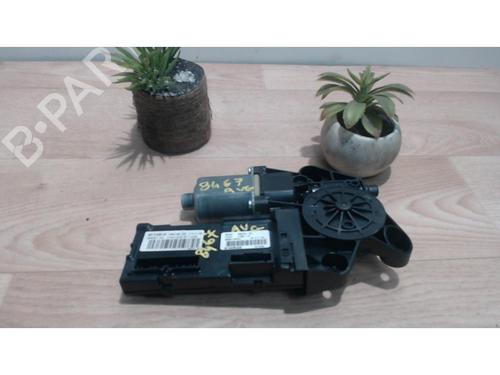 Vindusheismotor venstre foran RENAULT MEGANE III Hatchback (BZ0/1_, B3_) 1.5 dCi (BZ09, BZ0D, BZ1W, BZ29, BZ14) (110 hp) 25386246