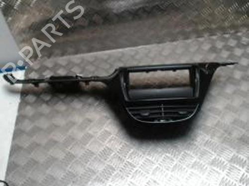 Used Middle console PEUGEOT 208 I (CA_, CC_) 1.2 VTi 68 / PureTech 68 (68 hp) 30557392