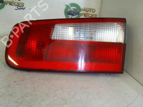 Højre baglygte RENAULT LAGUNA II (BG0/1_) 1.6 16V (BG0A, BG0L) (107 hp) 25409947