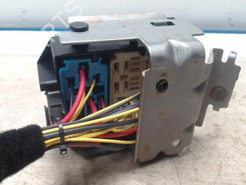 Fuse box RENAULT CLIO III (BR0/1, CR0/1) 1.6 16V (BR05, BR0B, BR0Y, BR15, BR1J, BR1M, BR1Y, CR0B,... | BP25422085E1 - Image 2