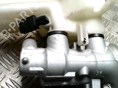 Brake master cylinder VW POLO VI (AW1, BZ1, AE1) 1.0 MPi | BP31239104M77 - Image 4