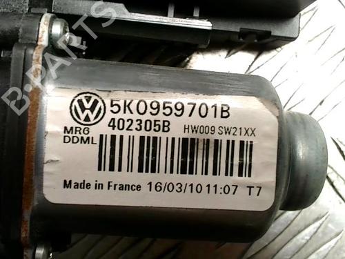 Left front window motor VW GOLF VI (5K1) 1.6 TDI | BP38797059E21 - Image 6