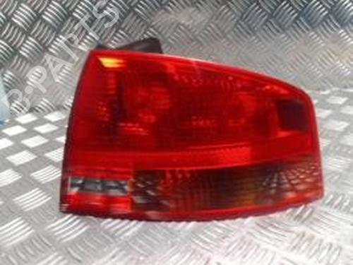 Used Right taillight AUDI A4 B7 (8EC) 2.0 TDI (140 hp) 30549993