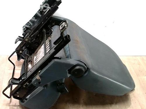 Sæde venstre fortil FORD TRANSIT CONNECT (P65_, P70_, P80_) 1.8 Di (75 hp) 31226278