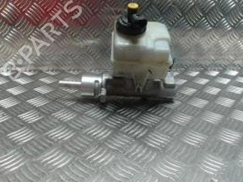 Used Brake master cylinder RENAULT MASTER II Van (FD) 2.5 dCi (FD02) (101 hp) 26218119