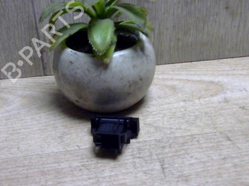 Used Switch SKODA OCTAVIA II (1Z3) 1.9 TDI (105 hp) 25413913