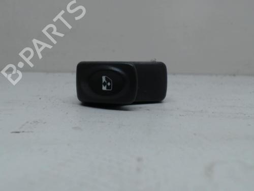 Used Right front window switch RENAULT SCÉNIC I MPV (JA0/1_, FA0_) 1.9 dCi (JA05, JA1F) (102 hp) 25397733
