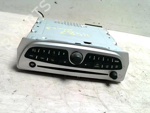 Used Radio RENAULT GRAND SCÉNIC III (JZ0/1_) 1.5 dCi (JZ09, JZ0D, JZ10, JZ14, JZ1G, JZ29, JZ2C) (110 hp) 25422517