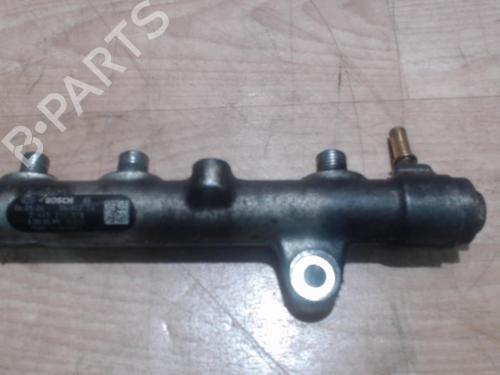 Rail D'Injecteurs RENAULT LAGUNA II (BG0/1_) 1.9 dCi (BG1A, BG1V) (130 hp) 31220035