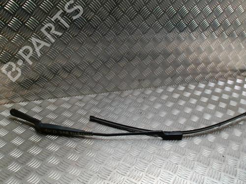 Used Front windshield wiper arm PEUGEOT 308 I (4A_, 4C_) 1.6 GTi (200 hp) 31237452