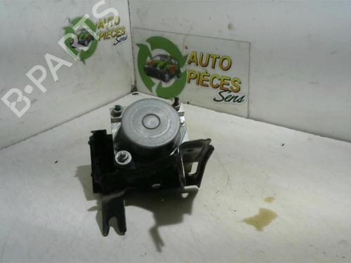 Used ABS pump RENAULT CLIO III (BR0/1, CR0/1) 1.5 dCi (BR17, CR17) (86 hp) 25398925