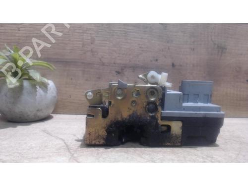 Used Front right lock PEUGEOT PARTNER Box Body/MPV (5_, G_) 1.9 D (69 hp) 25402423