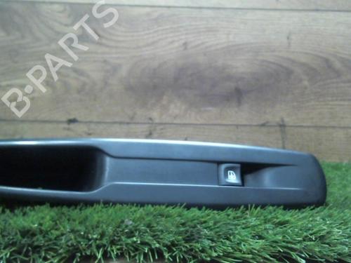Used Right front window switch RENAULT SCÉNIC III (JZ0/1_) 1.5 dCi (106 hp) 31231864