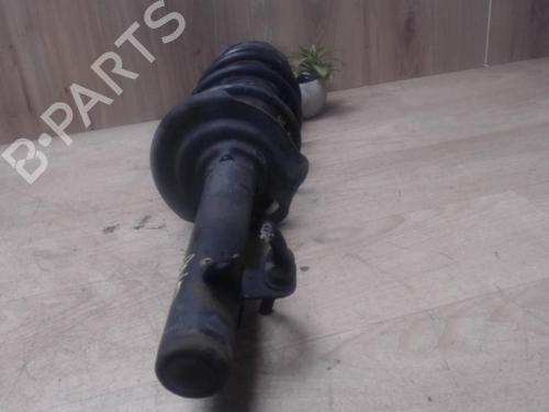 Høyre foran støtdemper TOYOTA AYGO (_B1_) 1.0 (KGB10_, KGB10R) (68 hp) 31238718