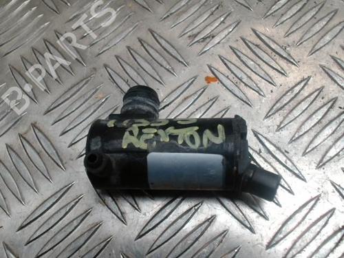 Used Washer pump SSANGYONG REXTON / REXTON II (GAB_) 2.7 Xdi (163 hp) 30502832