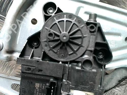 Rudehejsemekanisme Højre foran RENAULT MEGANE III Hatchback (BZ0/1_, B3_) 1.5 dCi (BZ09, BZ0D, BZ1W, BZ29, BZ14) | BP25706534C23 