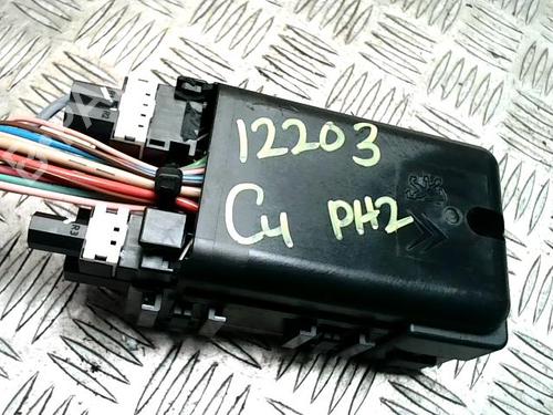 Fuse box CITROËN C4 II (NC_) 1.6 BlueHDi 115 | BP31223881E1