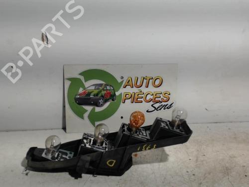 Used Licence plate light RENAULT SCÉNIC II (JM0/1_) 1.5 dCi (JM1E, JM16) (106 hp) 25398680