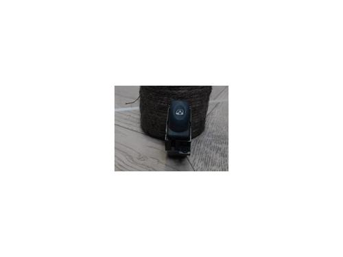 Used Right rear window switch RENAULT ESPACE III (JE0_) 2.2 dCi (JE0K) (130 hp) 25388205