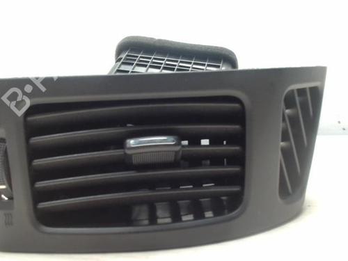 Used Air vent HYUNDAI i30 (FD) 1.6 CRDi (90 hp) 27931864
