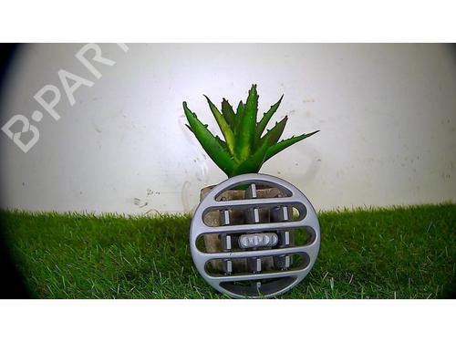 Used Air vent RENAULT KANGOO (KC0/1_) 1.5 dCi (84 hp) 25384436