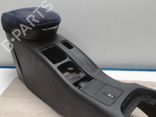 Armrest / Center console NISSAN PRIMERA Hatchback (P12) 1.9 dCi | BP25421861I20 
