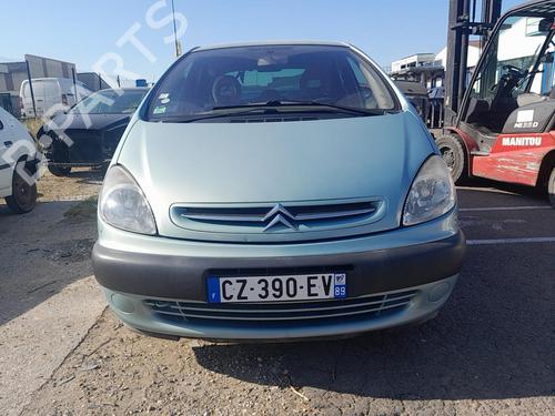 Left headlight CITROËN XSARA PICASSO (N68) 2.0 HDi | BP28159289C28 