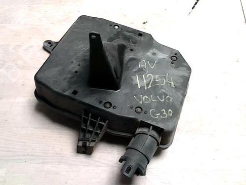 Fuse box VOLVO C30 (533) 2.0 D | BP27666562E1