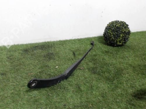 Used Front windshield wiper arm RENAULT MEGANE II (BM0/1_, CM0/1_) 1.5 dCi (BM0F, BM0T, BM2B, CM0F, CM0T) (82 hp) 25392832